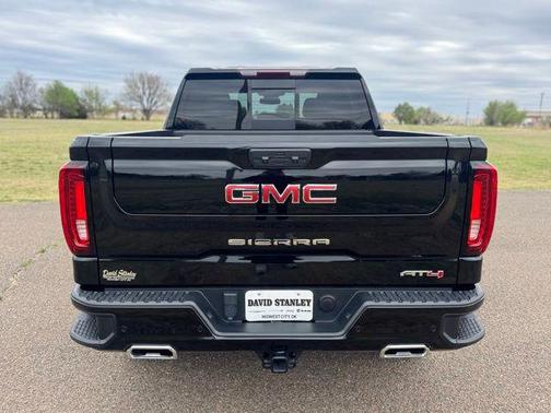 Onyx Black 2024 GMC Sierra 1500 AT4