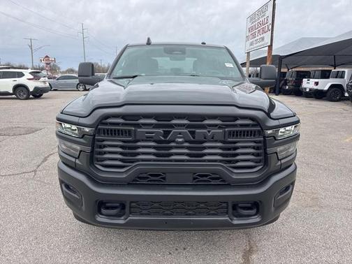 2026 RAM 2500 Tradesman Crew Cab 4x2 6'4' Box