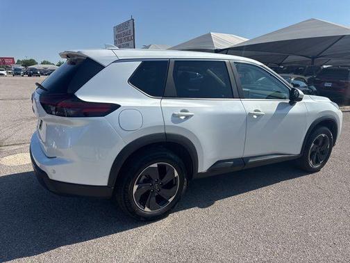 White Pearl 2025 Nissan Rogue SV