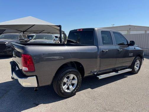 Granite Crystal Metallic Clearcoat 2016 RAM 1500 Tradesman