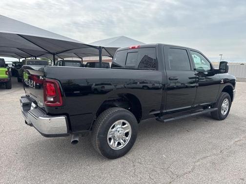 2025 RAM 2500 Tradesman Crew Cab 4x4 6'4' Box
