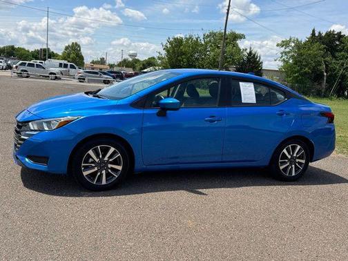 Electric Blue Metallic 2023 Nissan Versa 1.6 SV