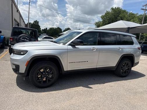 2025 Jeep Grand Cherokee L Altitude