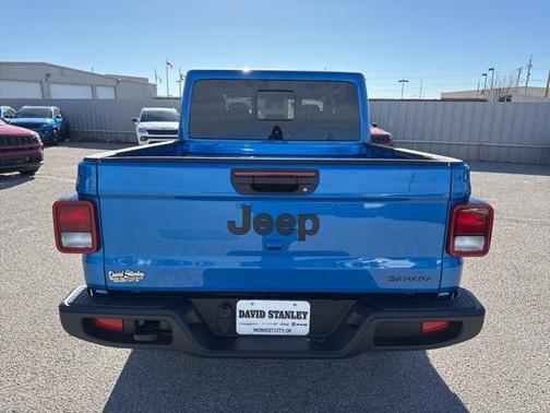 2026 Jeep Gladiator Sport