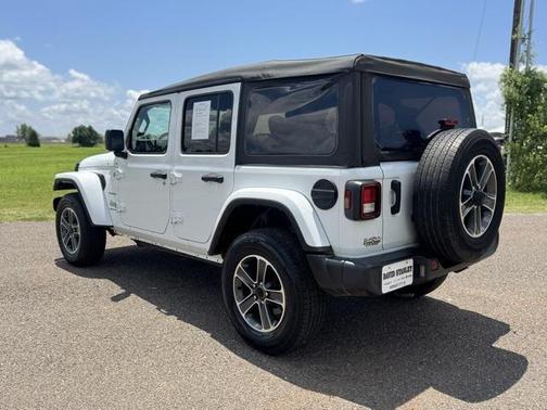 2023 Jeep Wrangler 4-Door Sahara 4x4