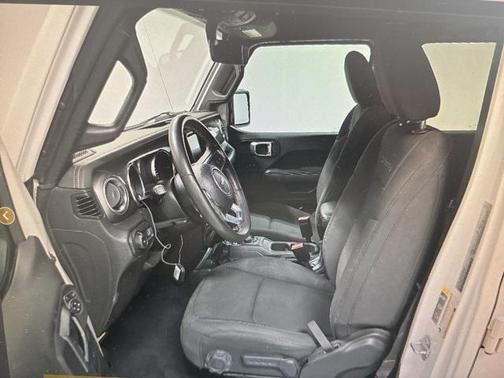2023 Jeep Wrangler 4-Door Sahara 4x4