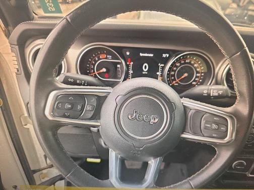2023 Jeep Wrangler 4-Door Sahara 4x4