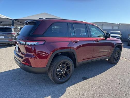 2025 Jeep Grand Cherokee Altitude