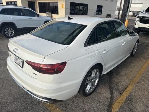 2023 Audi A4 45 S line Premium Plus