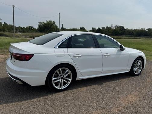 2023 Audi A4 45 S line Premium Plus