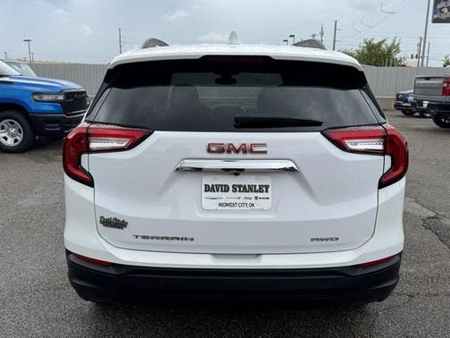 2023 GMC Terrain SLE