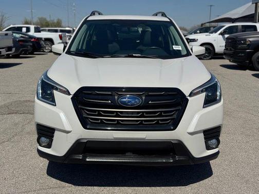 Crystal White Pearl 2023 Subaru Forester Premium
