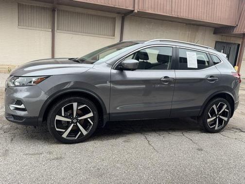 2022 Nissan Rogue Sport SL