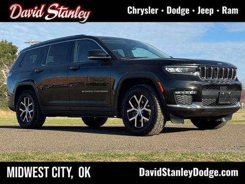 Diamond Black Crystal Pearlcoat 2023 Jeep Grand Cherokee L Limited