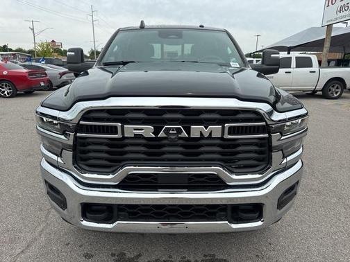 2025 RAM 2500 Tradesman Crew Cab 4x4 6'4' Box