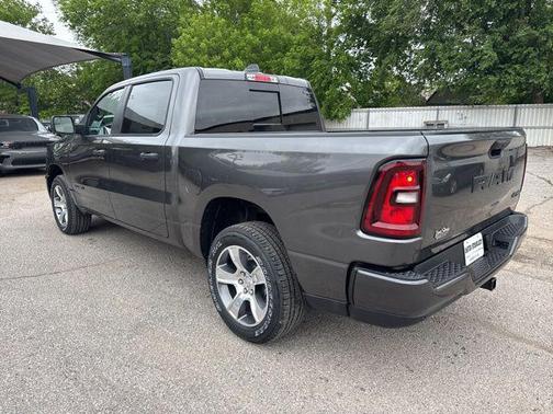 Granite Crystal Metallic Clearcoat 2026 RAM 1500 Express