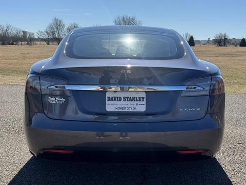 2021 Tesla Model S Long Range
