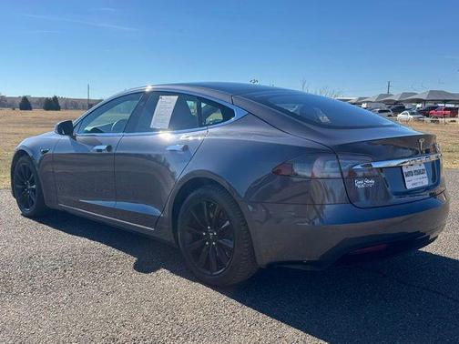 2021 Tesla Model S Long Range