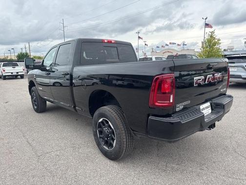 2025 RAM 2500 Laramie Crew Cab 4x4 6'4' Box