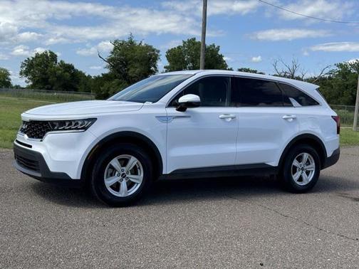 2023 Kia Sorento LX