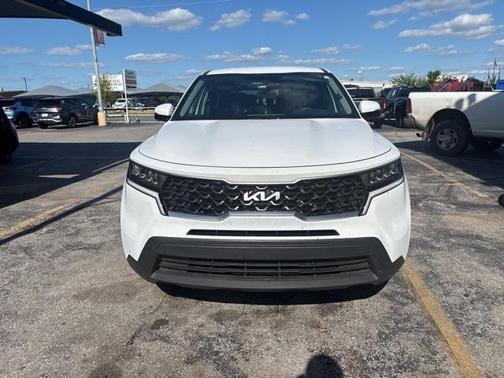 2023 Kia Sorento LX