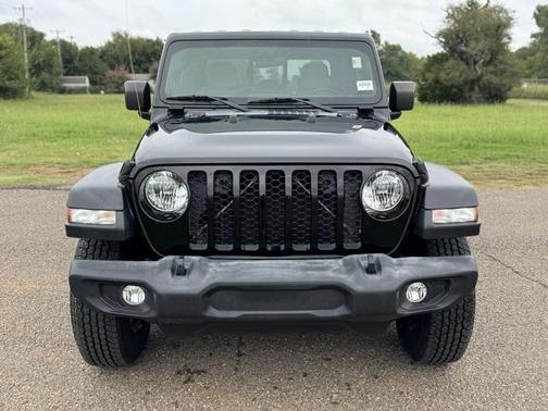 2020 Jeep Gladiator Sport S