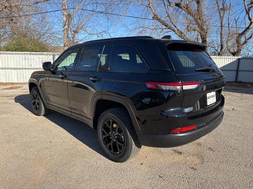 2025 Jeep Grand Cherokee Altitude