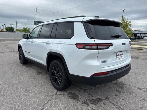 2025 Jeep Grand Cherokee L Altitude
