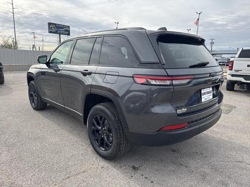 2025 Jeep Grand Cherokee Altitude