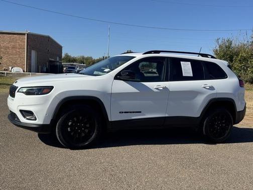 2023 Jeep Cherokee Altitude