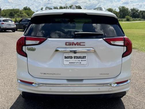 2023 GMC Terrain Denali