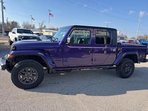 2026 Jeep Gladiator Sport S