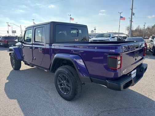 2026 Jeep Gladiator Sport S
