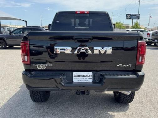 2025 RAM 2500 Laramie Crew Cab 4x4 6'4' Box