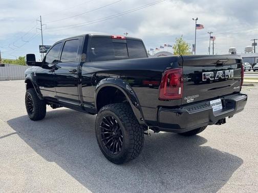 2025 RAM 2500 Laramie Crew Cab 4x4 6'4' Box