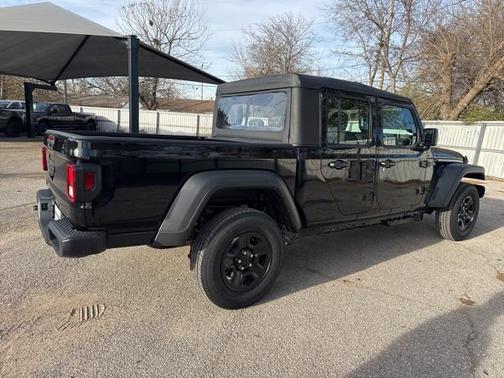 2026 Jeep Gladiator Sport