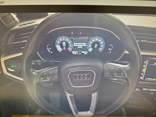 2021 Audi Q3 45 S line Premium