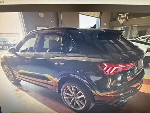 2021 Audi Q3 45 S line Premium