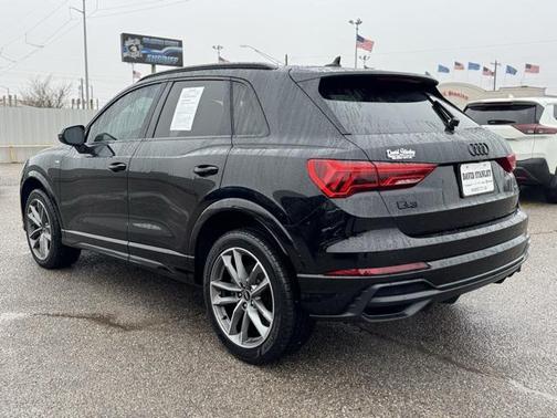2021 Audi Q3 45 S line Premium