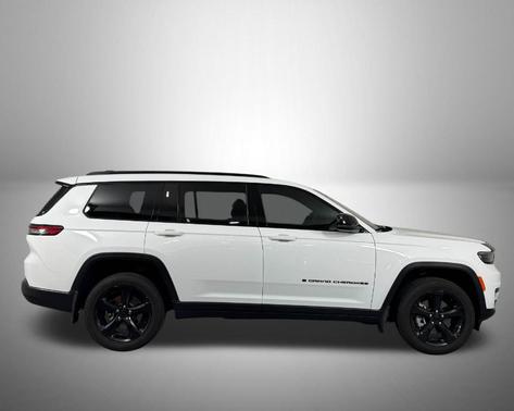 2024 Jeep Grand Cherokee L Laredo