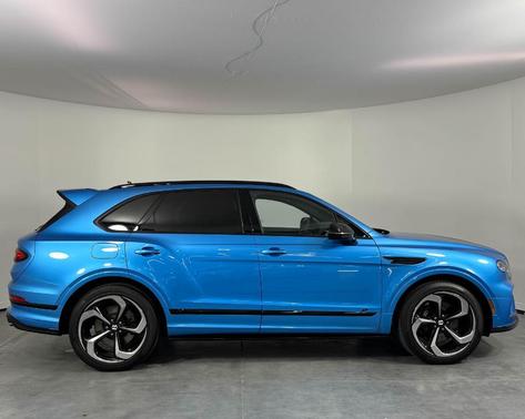 2023 Bentley Bentayga V8