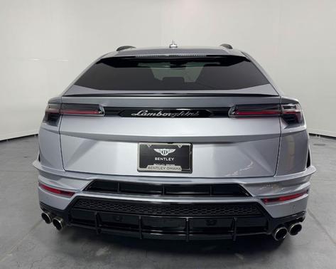2023 Lamborghini Urus S
