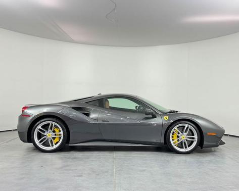 2017 Ferrari 488 GTB Base