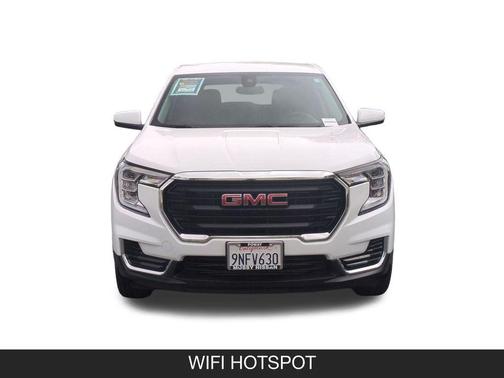 Summit White 2024 GMC Terrain SLE