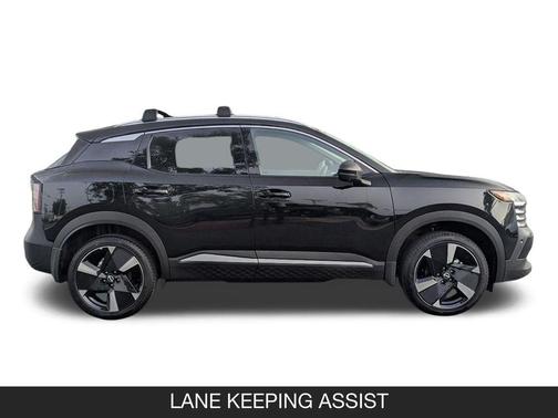 Super Black 2026 Nissan Kicks SR