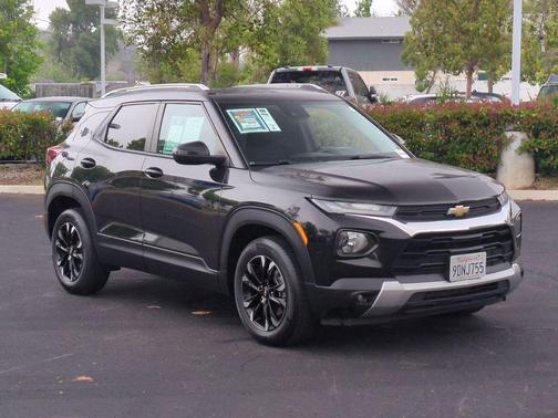 Mosaic Black Metallic 2023 Chevrolet Trailblazer LT