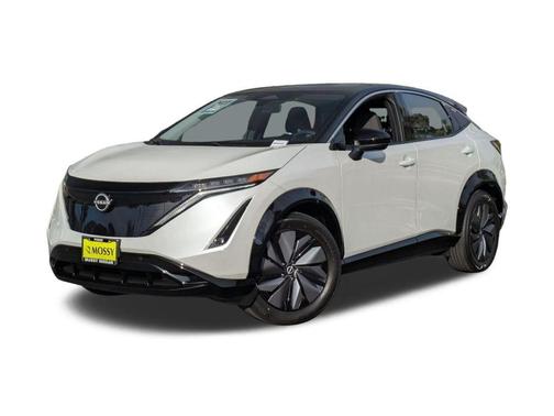 2 Tone White / Black Roof 2023 Nissan ARIYA VENTURE+