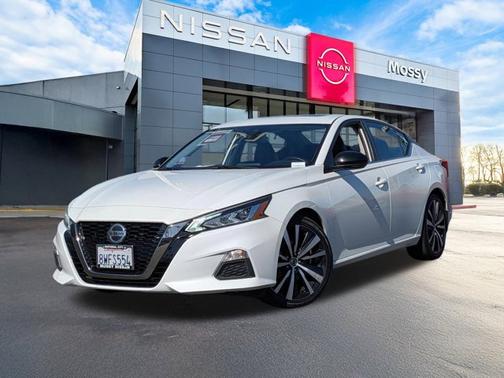 2021 Nissan Altima 2.5 SR