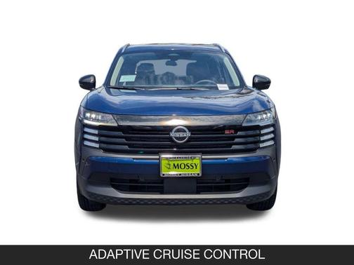 Deep Blue Pearl 2026 Nissan Kicks SR