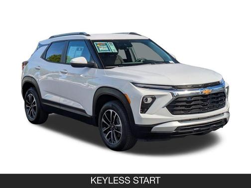 Summit White 2025 Chevrolet Trailblazer LT